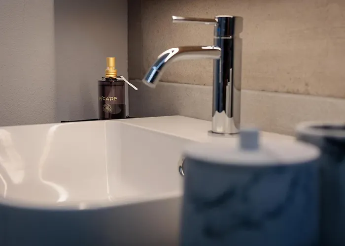 Guesthost - Garden Apartman Bergamo